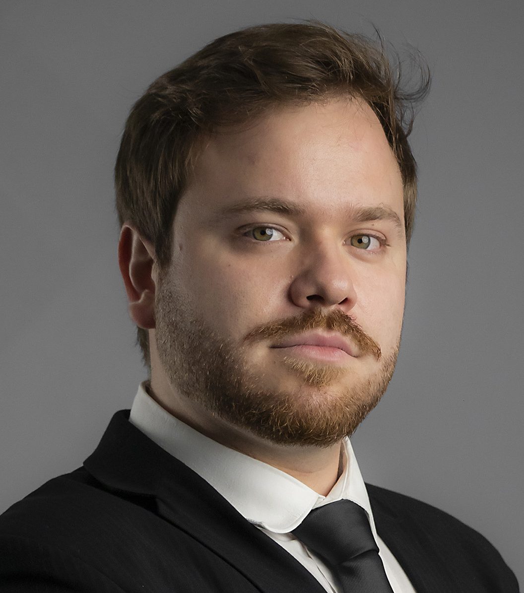 Prof. Esp. Júlio Monti de Assis Brasil Rocha