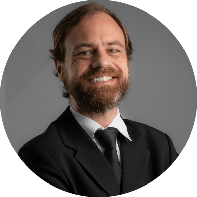 Prof. Me. Joel Fiegenbaum